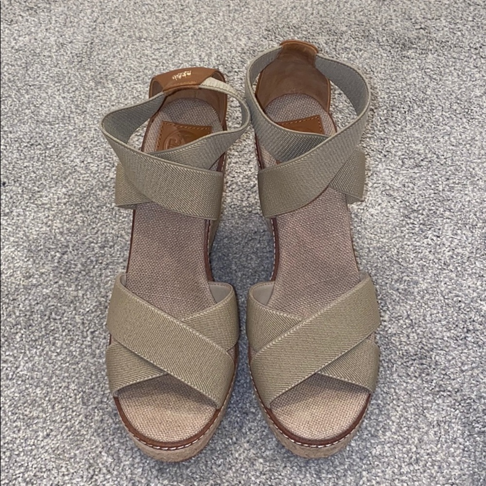 Tory Burch adonis wedge size 8